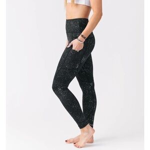 Zyia Black Reflective Pocket Light n Tight Hi-Rise 7/8 24"